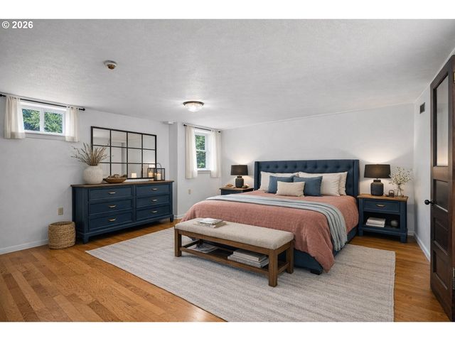 9685 Nw SAINT HELENS Rd, Portland, OR 97231