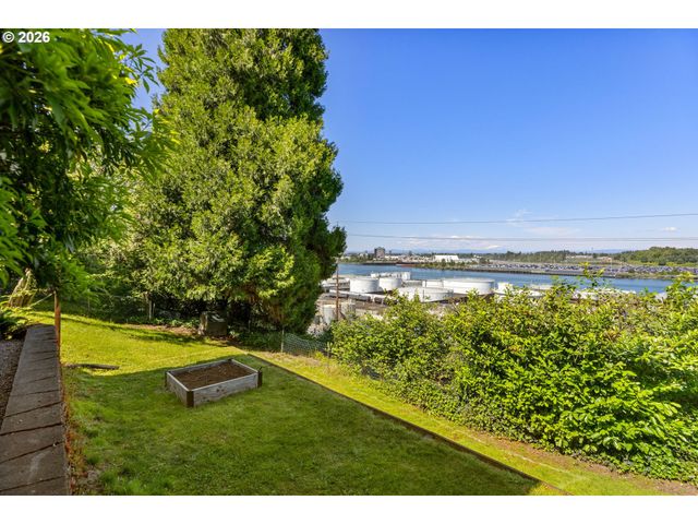 9685 Nw SAINT HELENS Rd, Portland, OR 97231