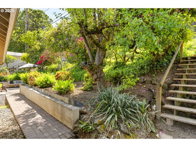 9685 Nw SAINT HELENS Rd, Portland, OR 97231