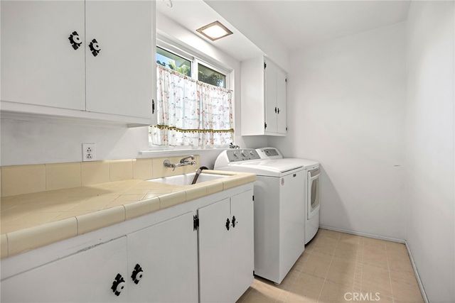 12811 Malena, Santa Ana, CA 92705