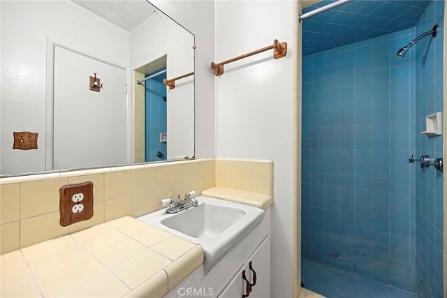 12811 Malena, Santa Ana, CA 92705