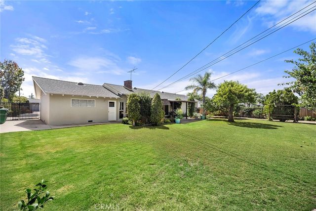 12811 Malena, Santa Ana, CA 92705