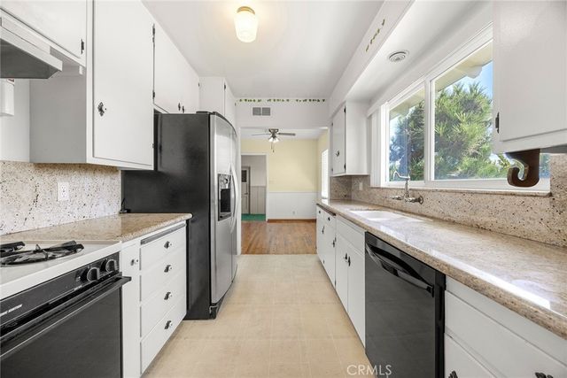 12811 Malena, Santa Ana, CA 92705