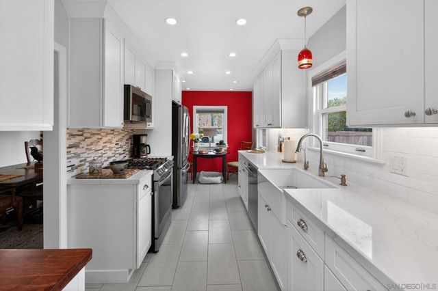 4505 Van Dyke Avenue, San Diego, CA 92116