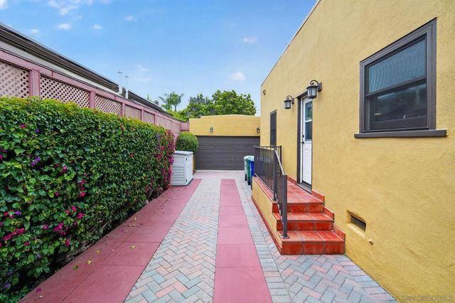 4505 Van Dyke Avenue, San Diego, CA 92116