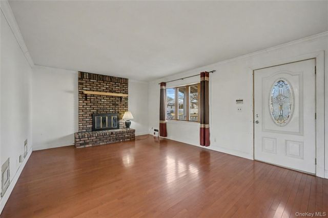 158 Moffitt Boulevard, Islip, NY 11751