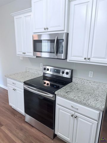 105 Sweetgum Way, Macon, GA 31216