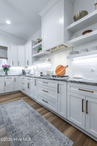 2221 Brook Fields Drive, Winterville, NC 28590