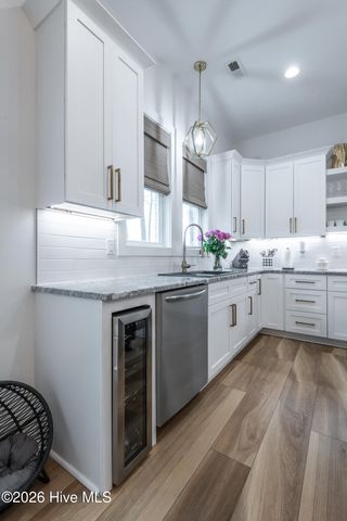 2221 Brook Fields Drive, Winterville, NC 28590