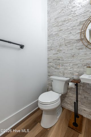 2221 Brook Fields Drive, Winterville, NC 28590