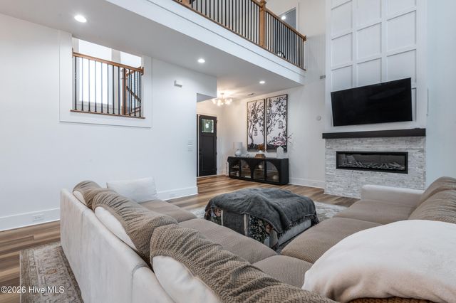 2221 Brook Fields Drive, Winterville, NC 28590