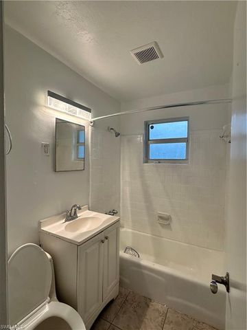 3504 Lantana ST, Fort Myers, FL 33916