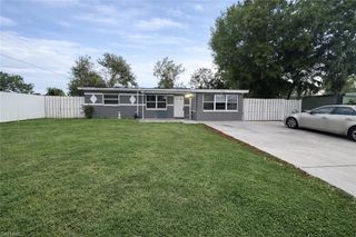 3504 Lantana ST, Fort Myers, FL 33916