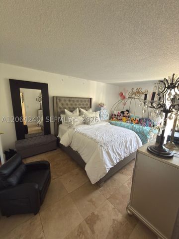 2160 SW 16th Ave 320, Miami, FL 33145