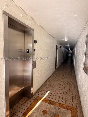 2160 SW 16th Ave 320, Miami, FL 33145