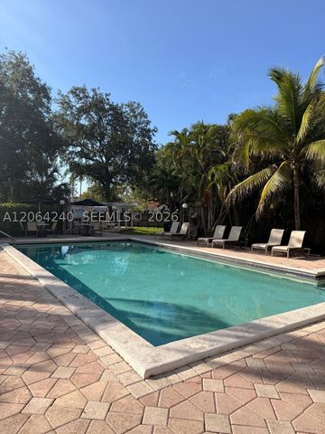 2160 SW 16th Ave 320, Miami, FL 33145