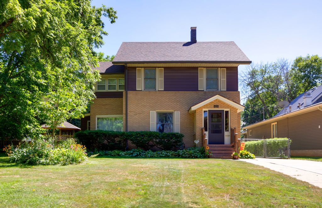 4210 Kingman Boulevard, Des Moines, IA 50311