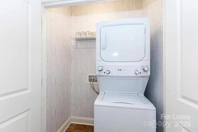 192 Flat Rock Drive, Denver, NC 28037