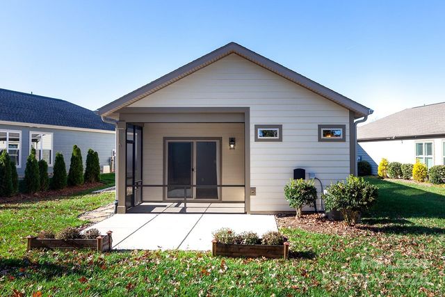 192 Flat Rock Drive, Denver, NC 28037