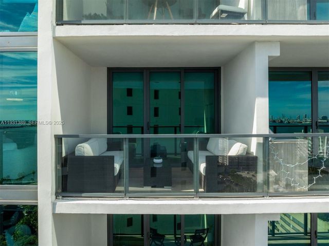 1451 Brickell Ave 1803, Miami, FL 33131