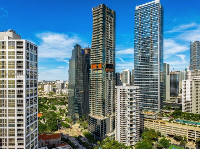 1451 Brickell Ave 1803, Miami, FL 33131