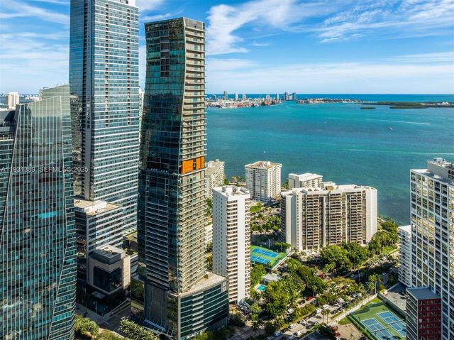 1451 Brickell Ave 1803, Miami, FL 33131