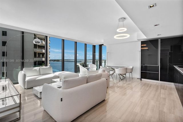 1451 Brickell Ave 1803, Miami, FL 33131