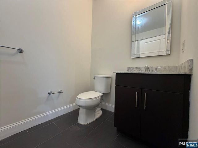 225 Walker Street 302, Cliffside Park, NJ 07010