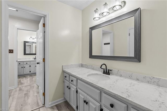 5 Willow RD, Hampton, VA 23664