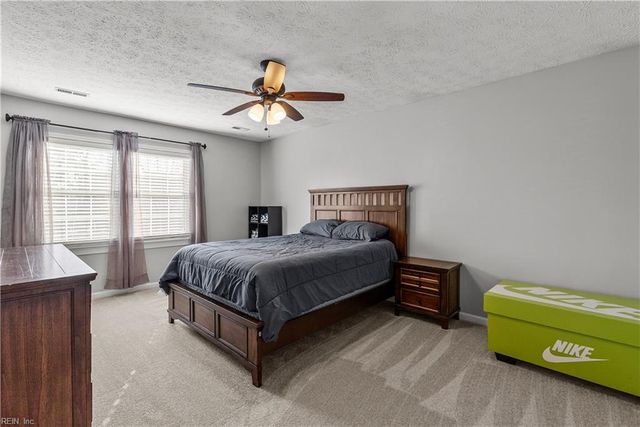 5 Willow RD, Hampton, VA 23664