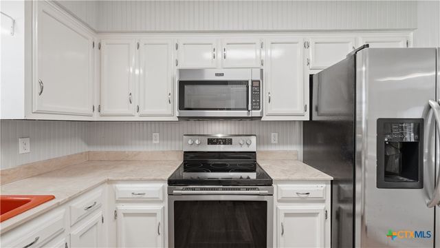 938 Lazy Trail, New Braunfels, TX 78130