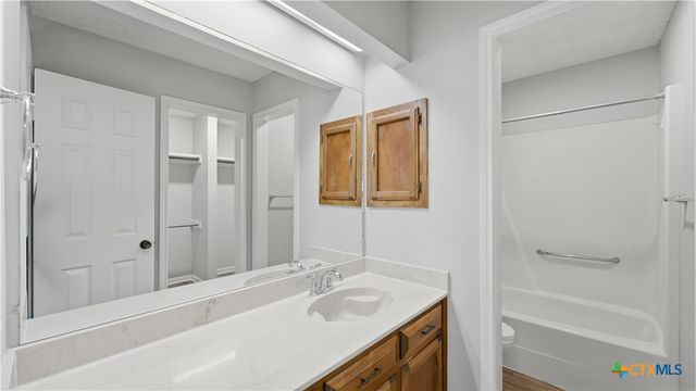 938 Lazy Trail, New Braunfels, TX 78130