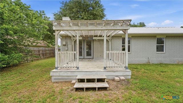 938 Lazy Trail, New Braunfels, TX 78130