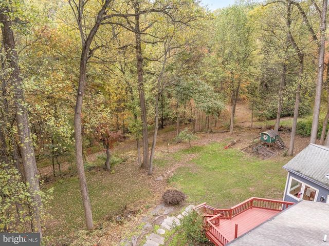 1565 BROOKLINE DR, Hummelstown, PA 17036