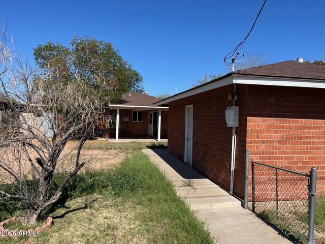 1941 W WHITTON Avenue, Phoenix, AZ 85015