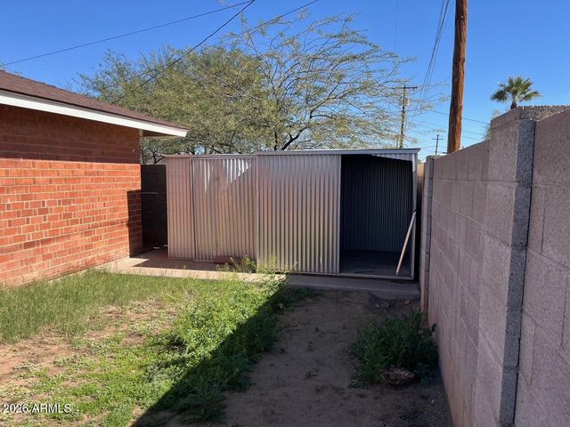 1941 W WHITTON Avenue, Phoenix, AZ 85015