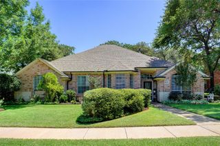 1660 Spinnaker Lane, Azle, TX 76020