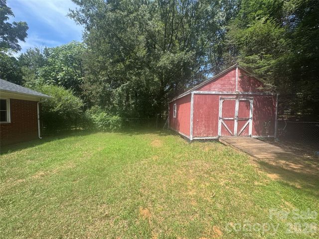 2175 Triplett Road, Mt Ulla, NC 28125