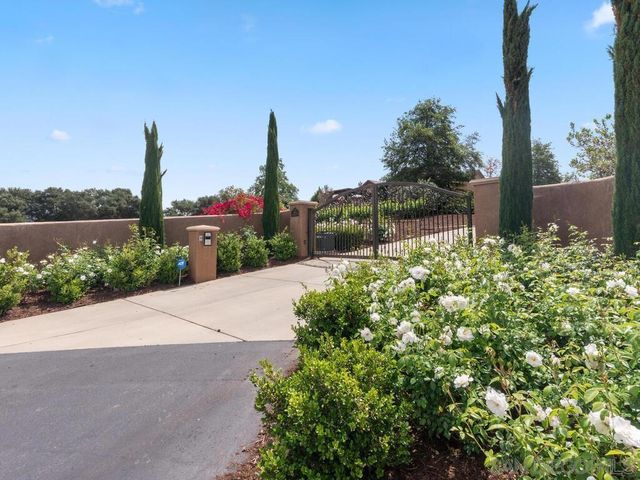 15256 Molly Anne Court, Valley Center, CA 92082