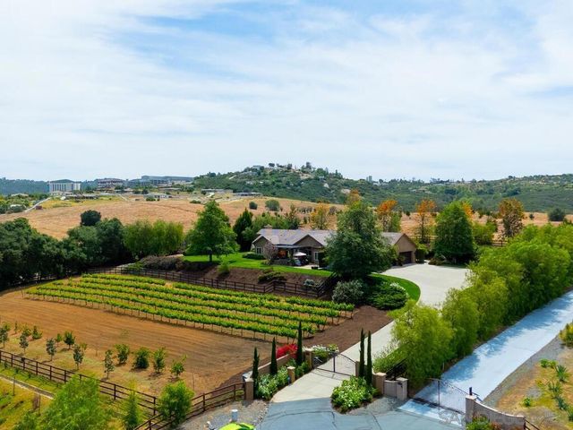 15256 Molly Anne Court, Valley Center, CA 92082