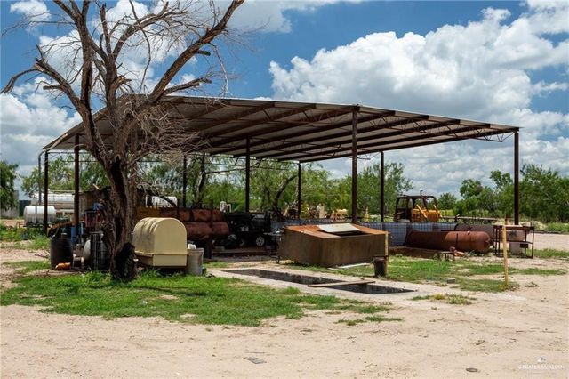 6470 N Moorefield Road, Mission, TX 78574