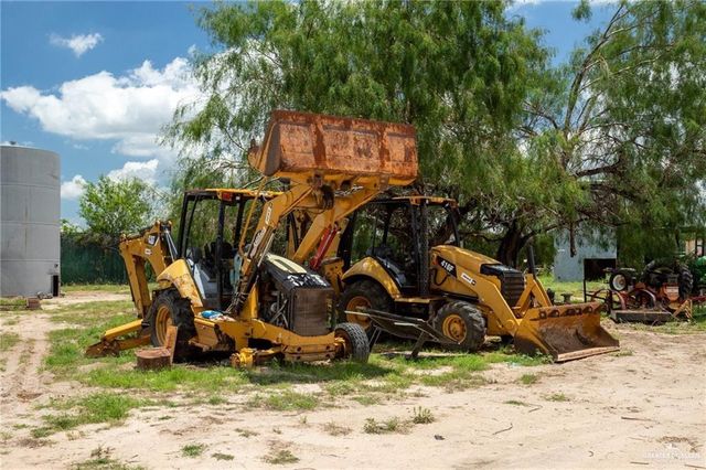 6470 N Moorefield Road, Mission, TX 78574