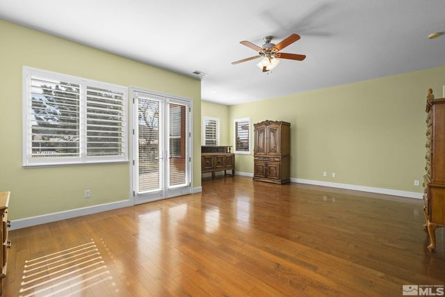 15355 Redmond Loop, Reno, NV 89511