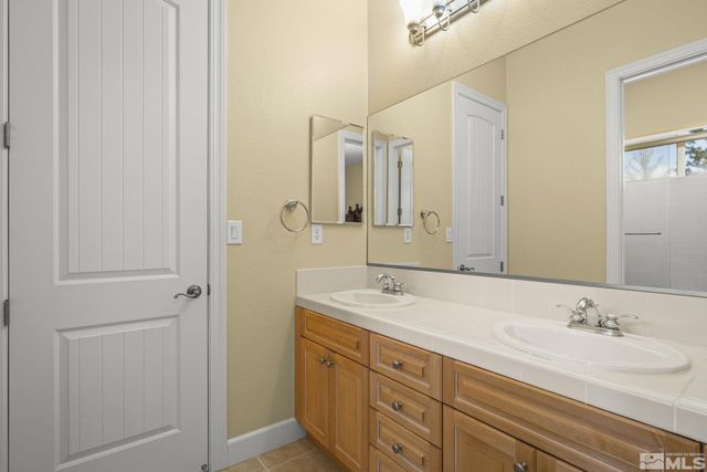 15355 Redmond Loop, Reno, NV 89511