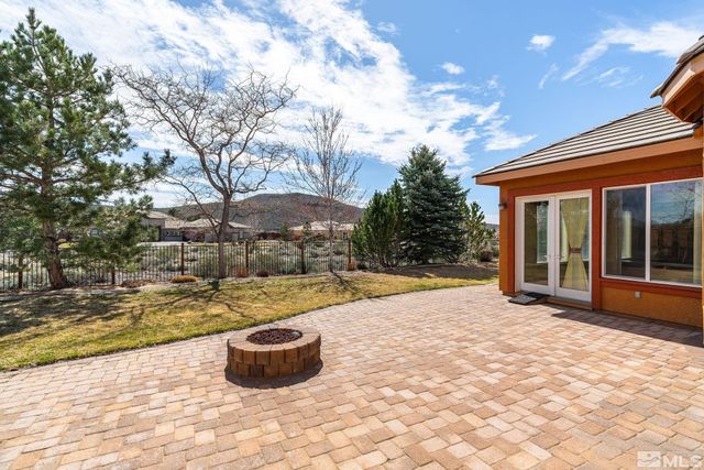 15355 Redmond Loop, Reno, NV 89511