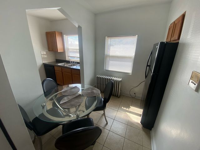 2419 N Oak Park Avenue 2C, Chicago, IL 60707