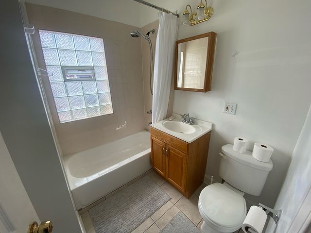 2419 N Oak Park Avenue 2C, Chicago, IL 60707