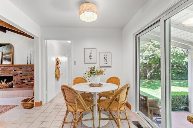 5649 Newbury Way, Carmichael, CA 95608