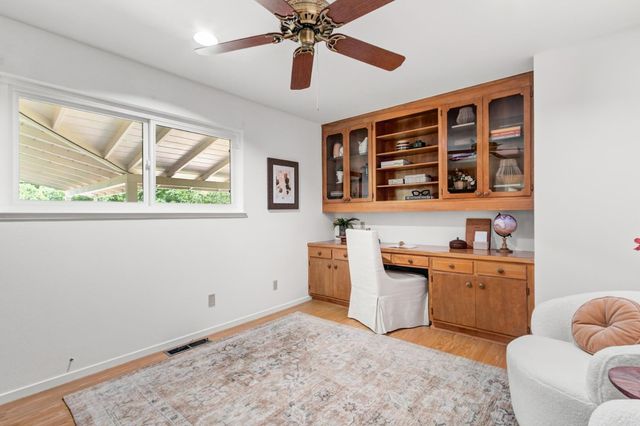 5649 Newbury Way, Carmichael, CA 95608