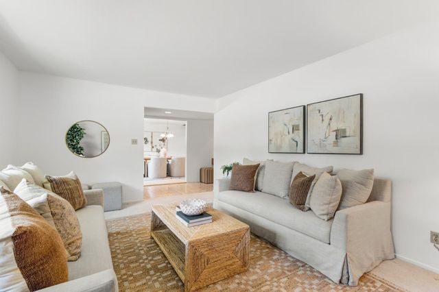 5649 Newbury Way, Carmichael, CA 95608